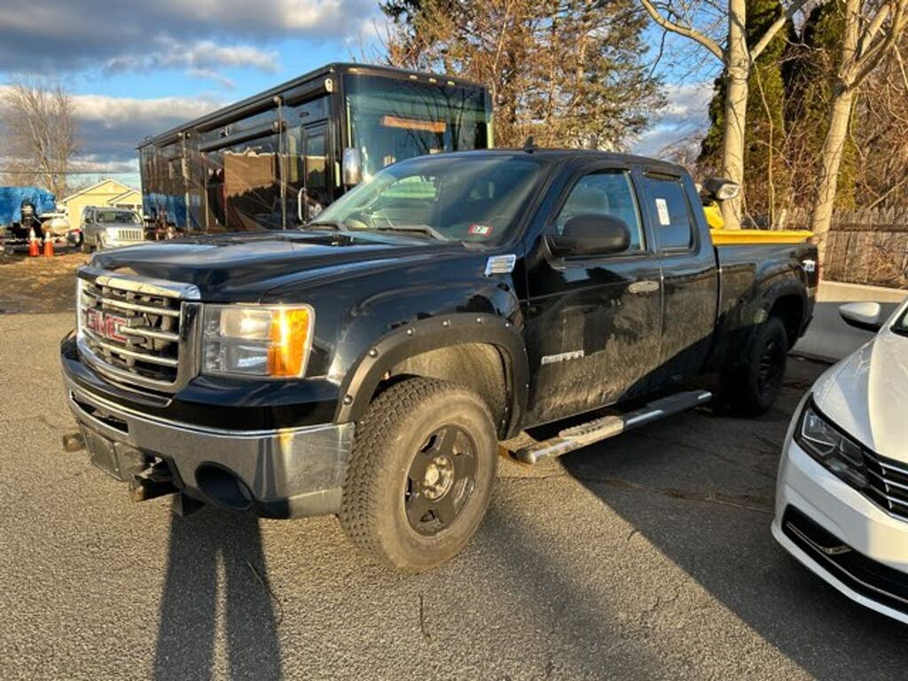 2013 GMC Sierra 1500 SLE Ext. Cab 4WD