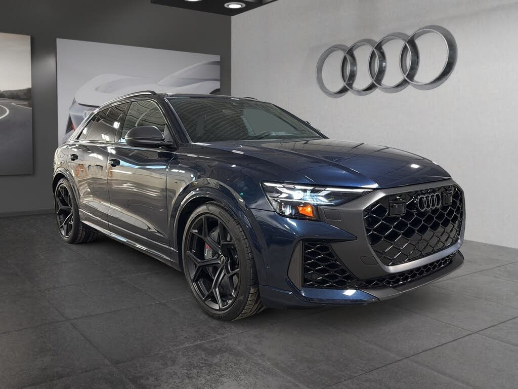 2025 Audi RS Q8 4.0T quattro Performance