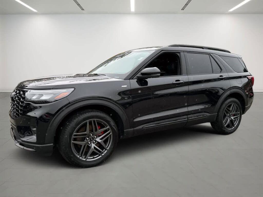 2025 Ford Explorer ST-Line AWD