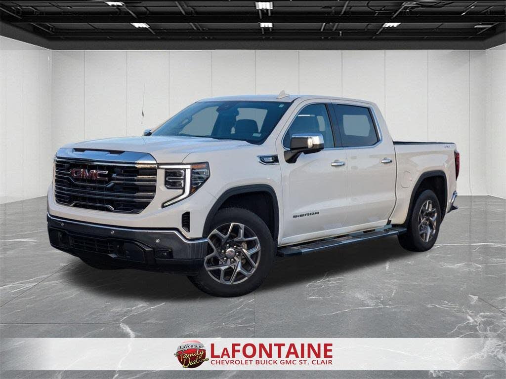2022 GMC Sierra 1500 SLT Crew Cab 4WD