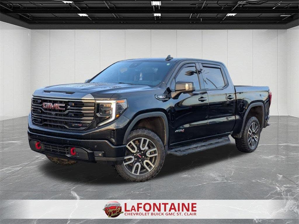 2023 GMC Sierra 1500 AT4 Crew Cab 4WD