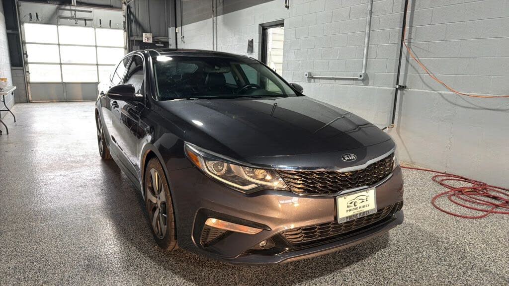2019 Kia Optima S FWD