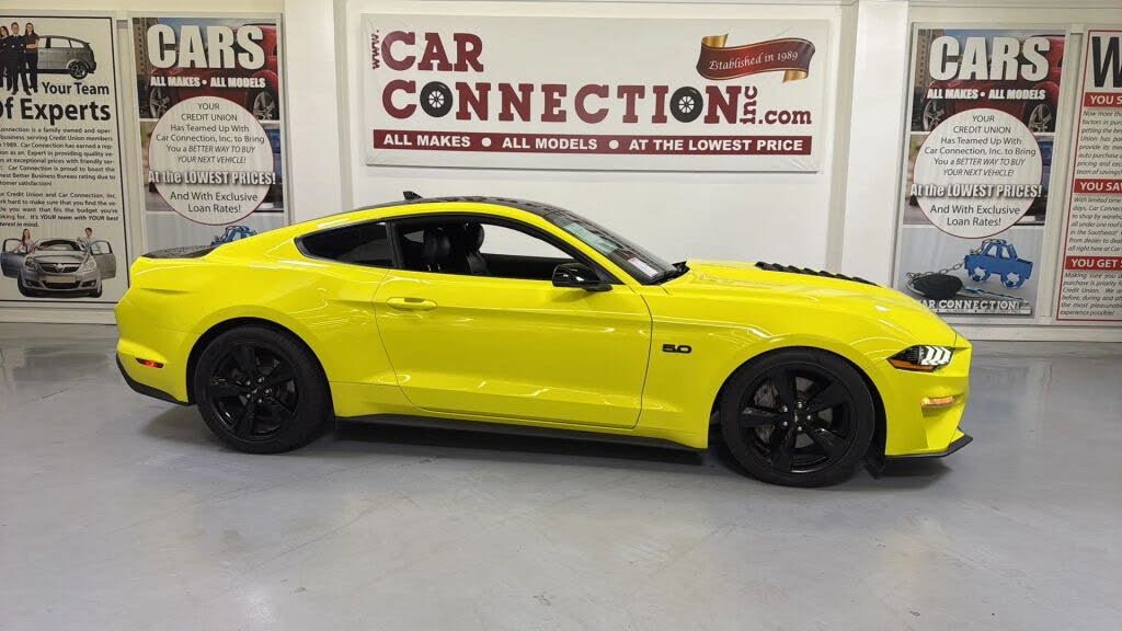 2021 Ford Mustang GT Premium Coupe RWD