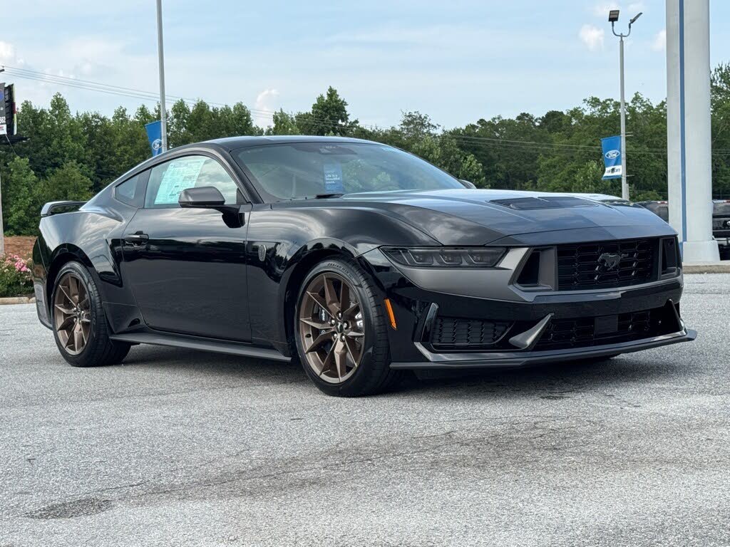 2025 Ford Mustang Dark Horse Fastback RWD