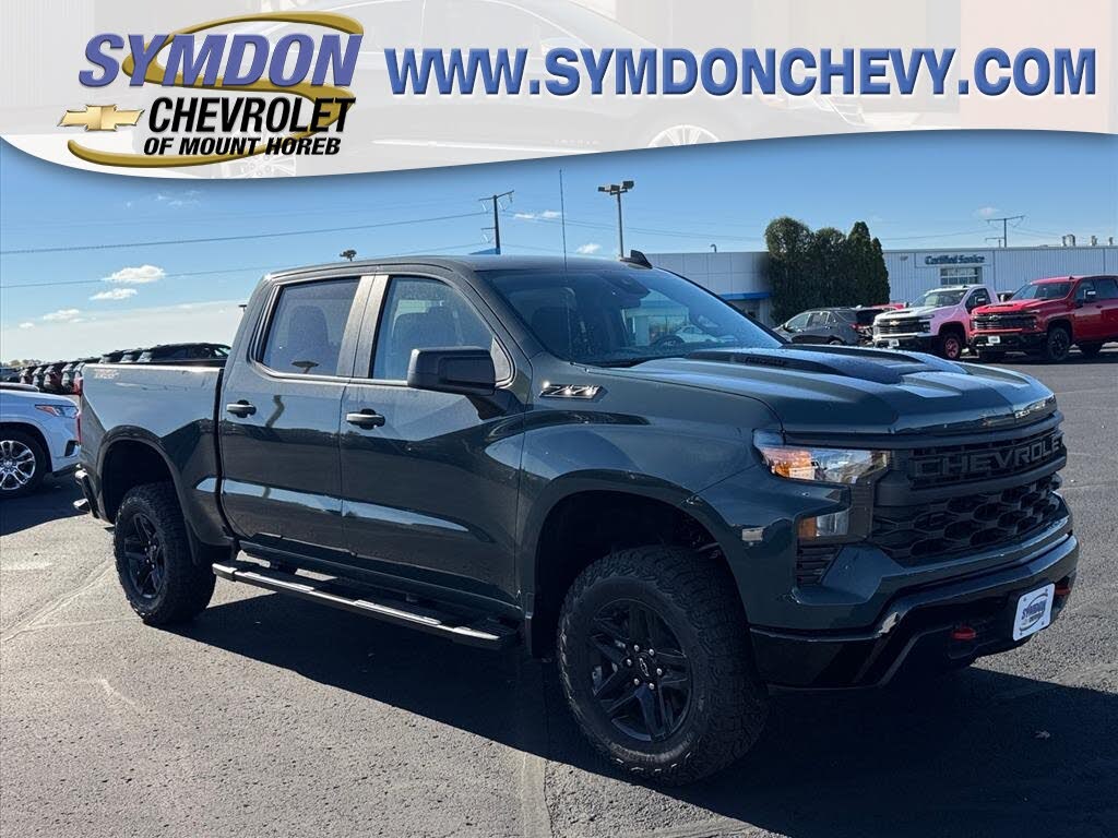 2026 Chevrolet Silverado 1500 Custom Trail Boss Crew Cab 4WD