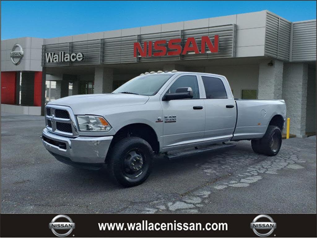 2017 RAM 3500 Tradesman Crew Cab LB DRW 4WD