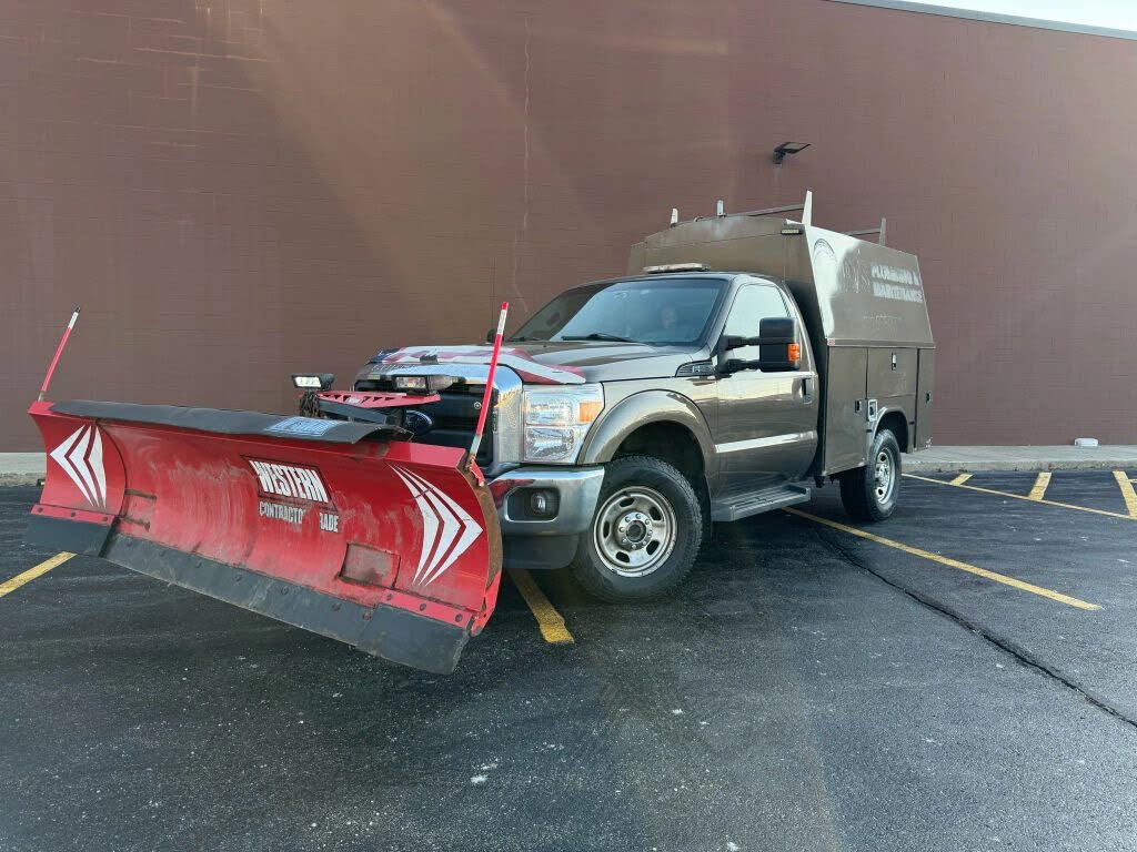 2015 Ford F-350 Super Duty XL LB 4WD