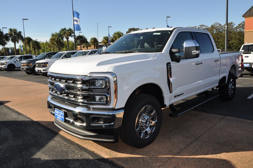 2026 Ford F-250 Super Duty Lariat Crew Cab 4WD