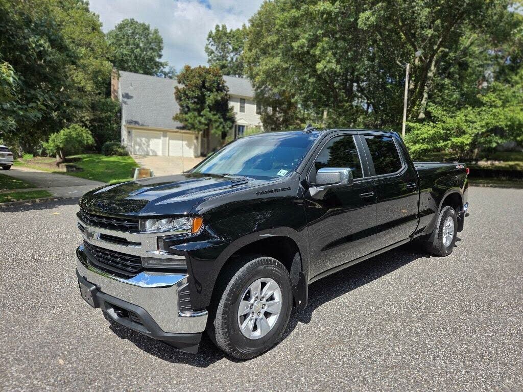 2021 Chevrolet Silverado 1500 LT Crew Cab 4WD