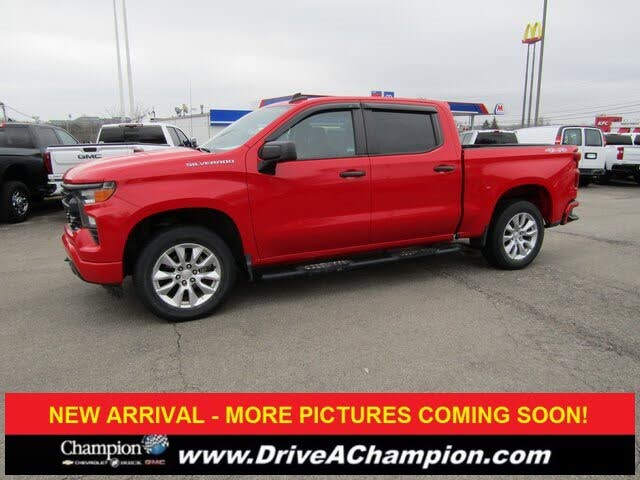 2024 Chevrolet Silverado 1500 Custom Crew Cab 4WD