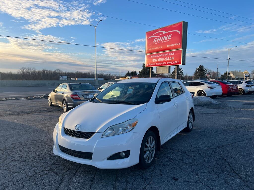 2010 Toyota Matrix Base
