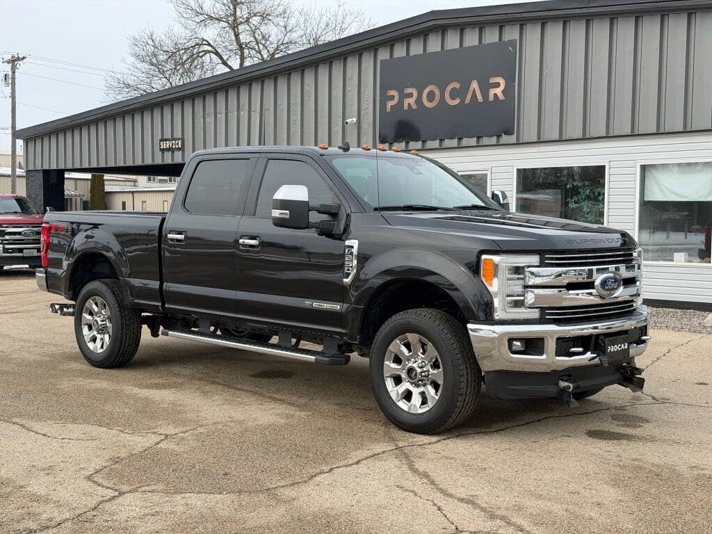 2019 Ford F-250 Super Duty Lariat Crew Cab 4WD