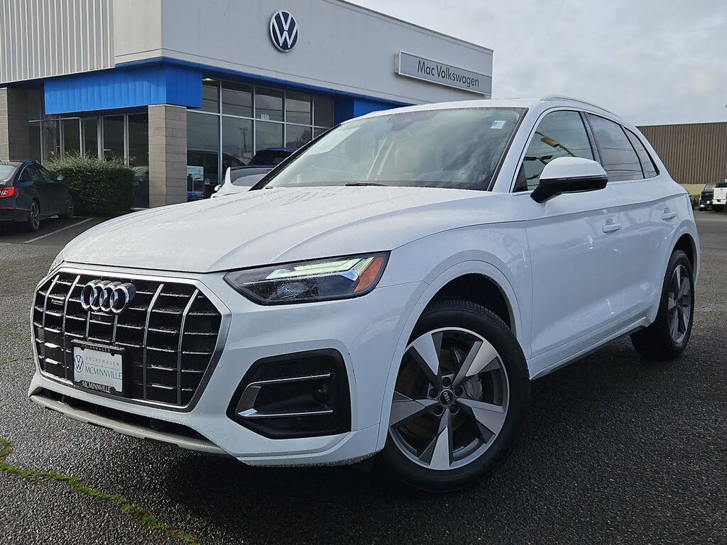 2022 Audi Q5 quattro Premium Plus 40 TFSI