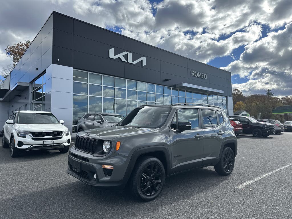 2022 Jeep Renegade Altitude 4WD