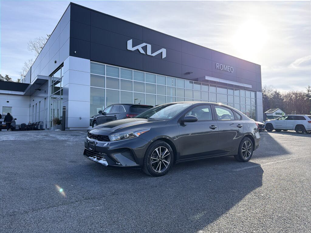 2023 Kia Forte LXS FWD