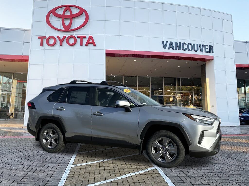2025 Toyota RAV4 XLE AWD