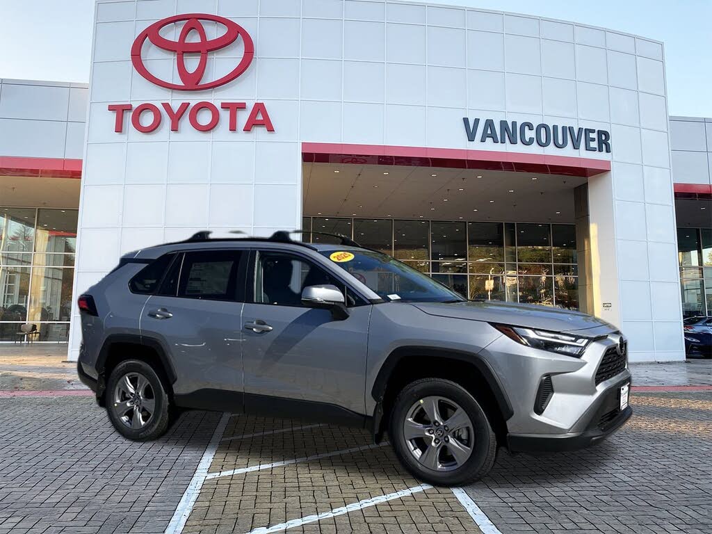 2025 Toyota RAV4 XLE AWD