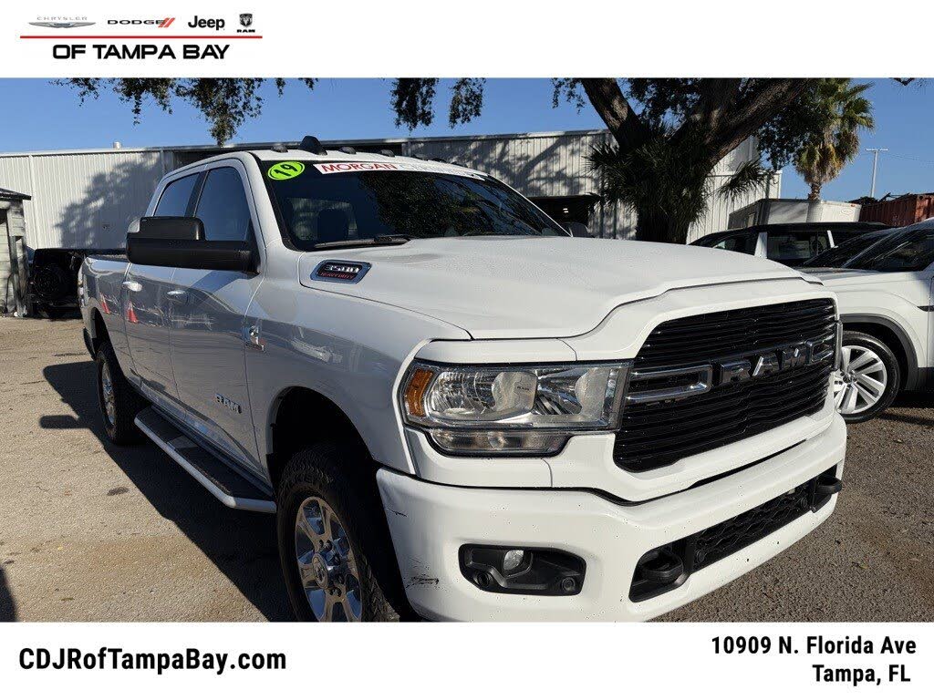2019 RAM 3500 Big Horn Crew Cab 4WD