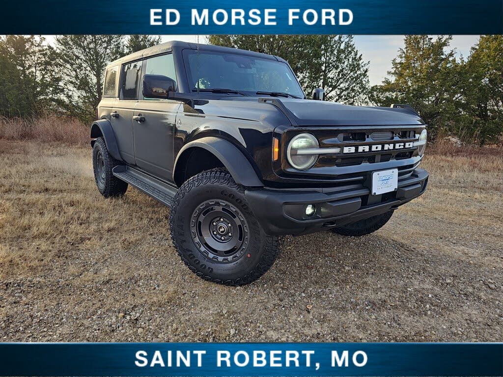 2025 Ford Bronco Outer Banks 4-Door 4WD