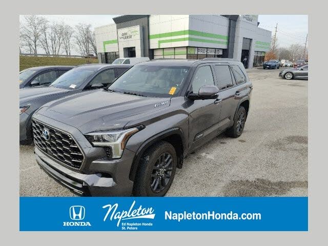 2023 Toyota Sequoia Platinum 4WD