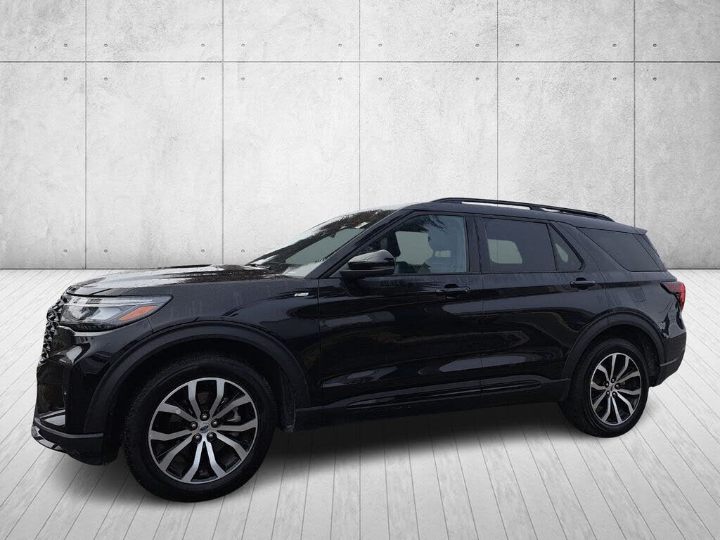2025 Ford Explorer ST-Line AWD