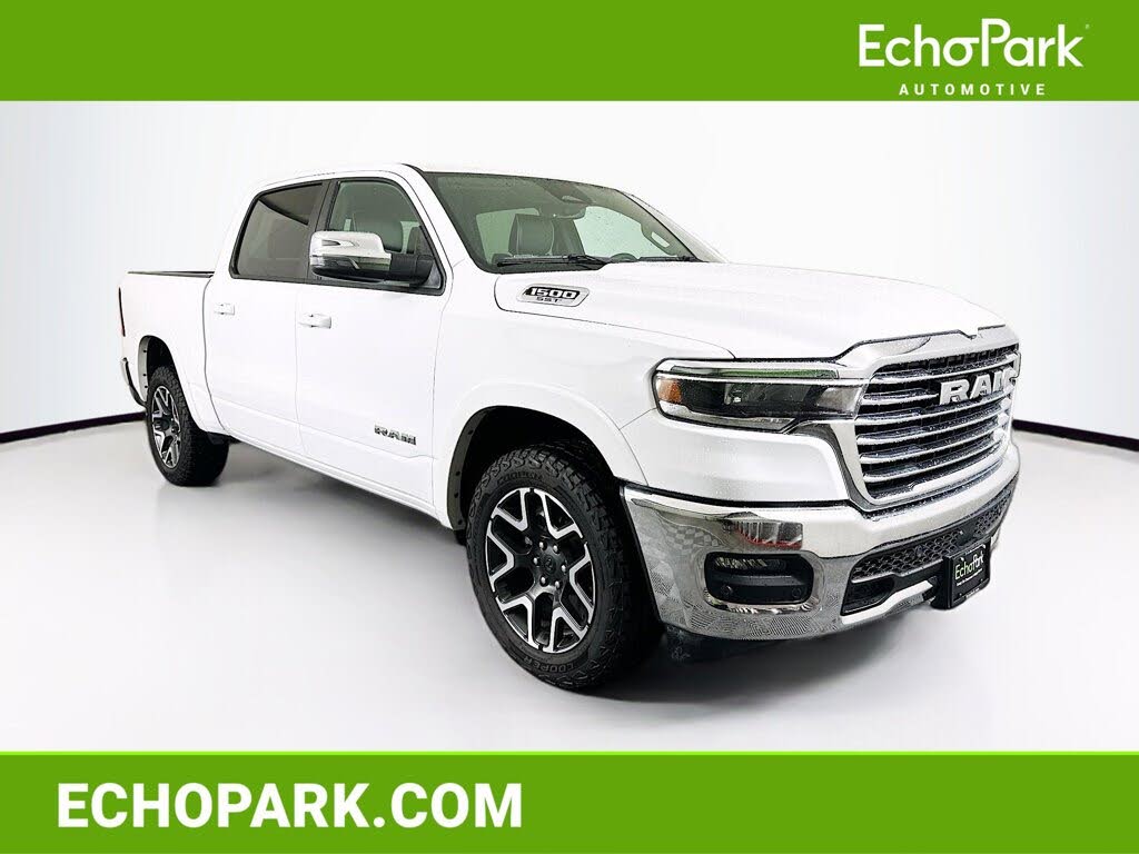2025 RAM 1500 Laramie Crew Cab 4WD