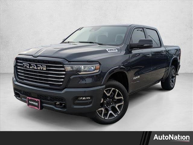 2026 RAM 1500 Laramie Crew Cab 4WD