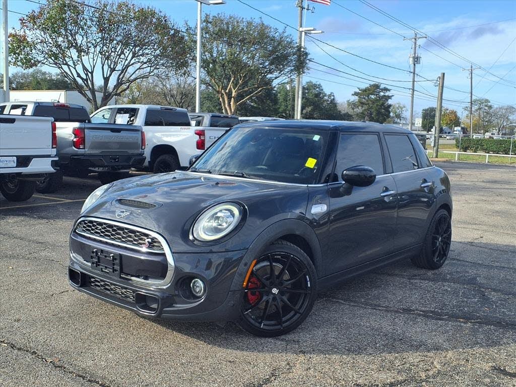 2020 MINI Cooper S 4-Door Hatchback FWD