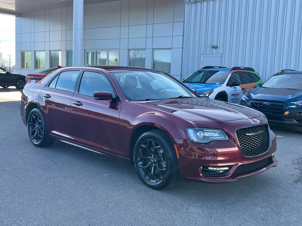 2023 Chrysler 300 Touring L AWD