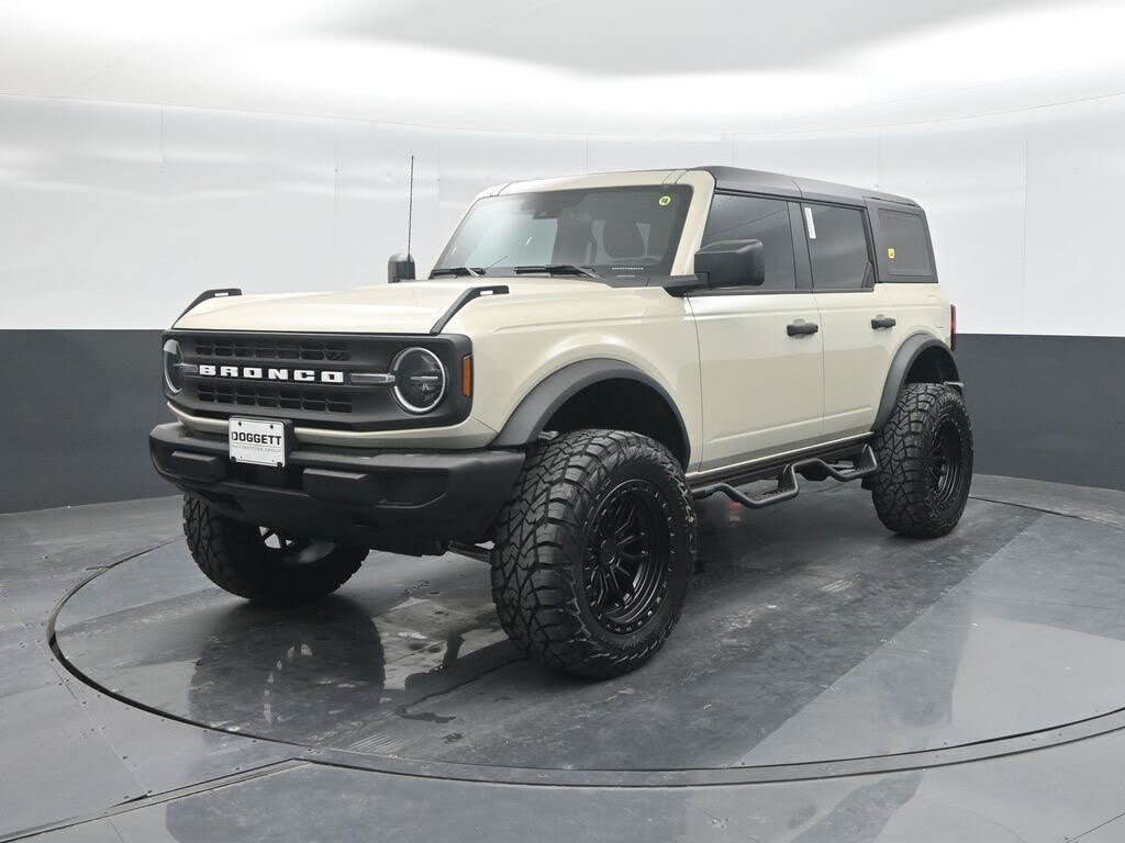2025 Ford Bronco 4-Door 4WD