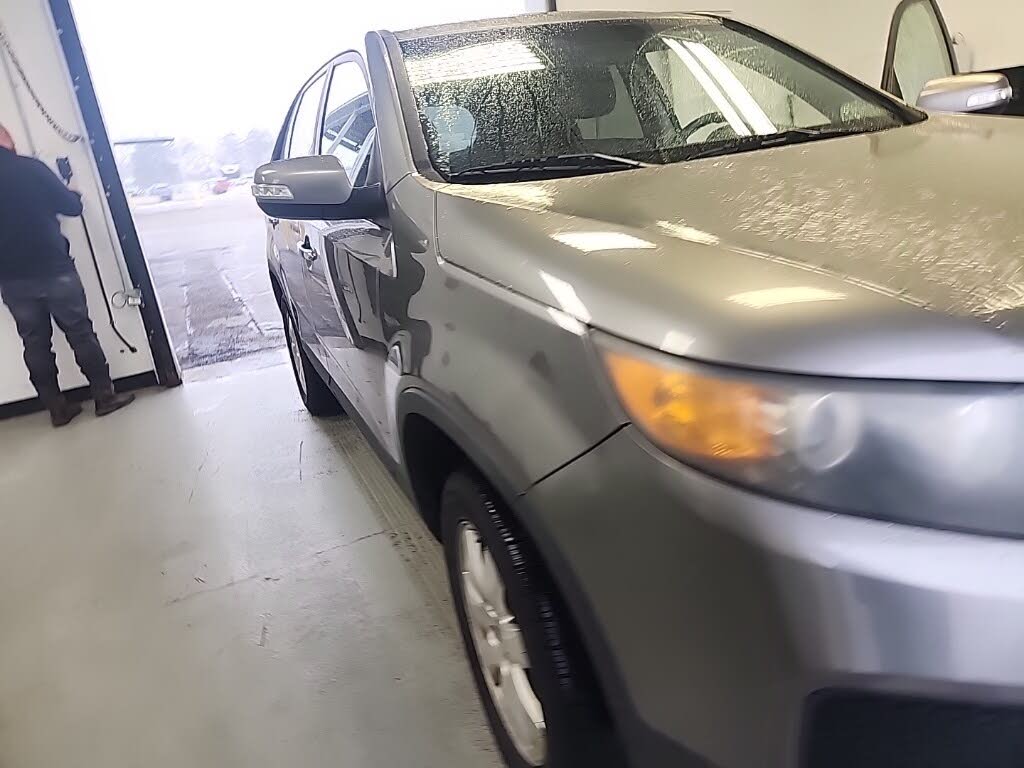 2011 Kia Sorento LX