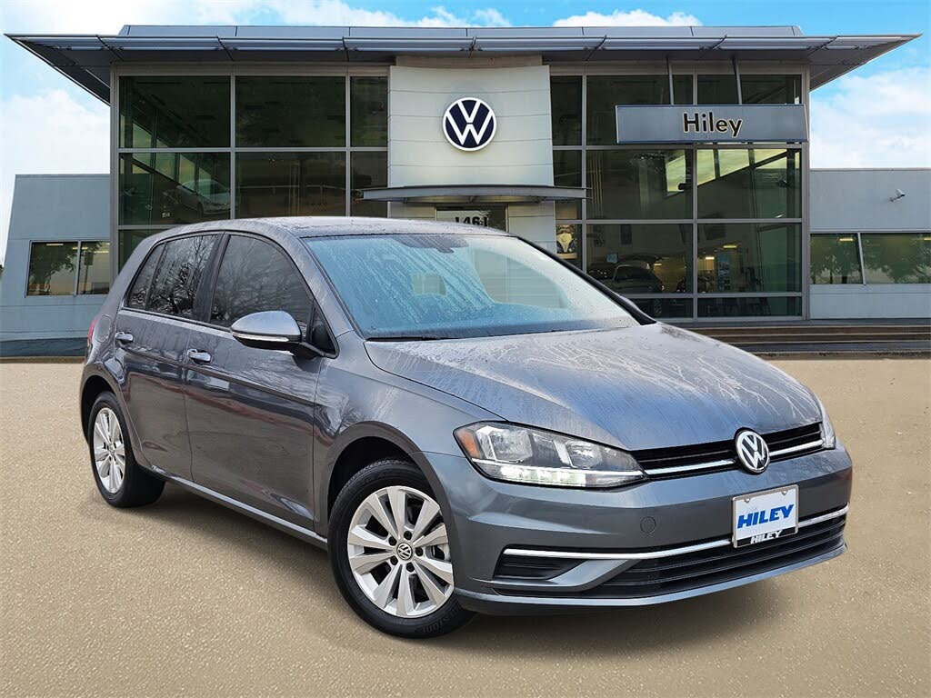 2021 Volkswagen Golf TSI FWD