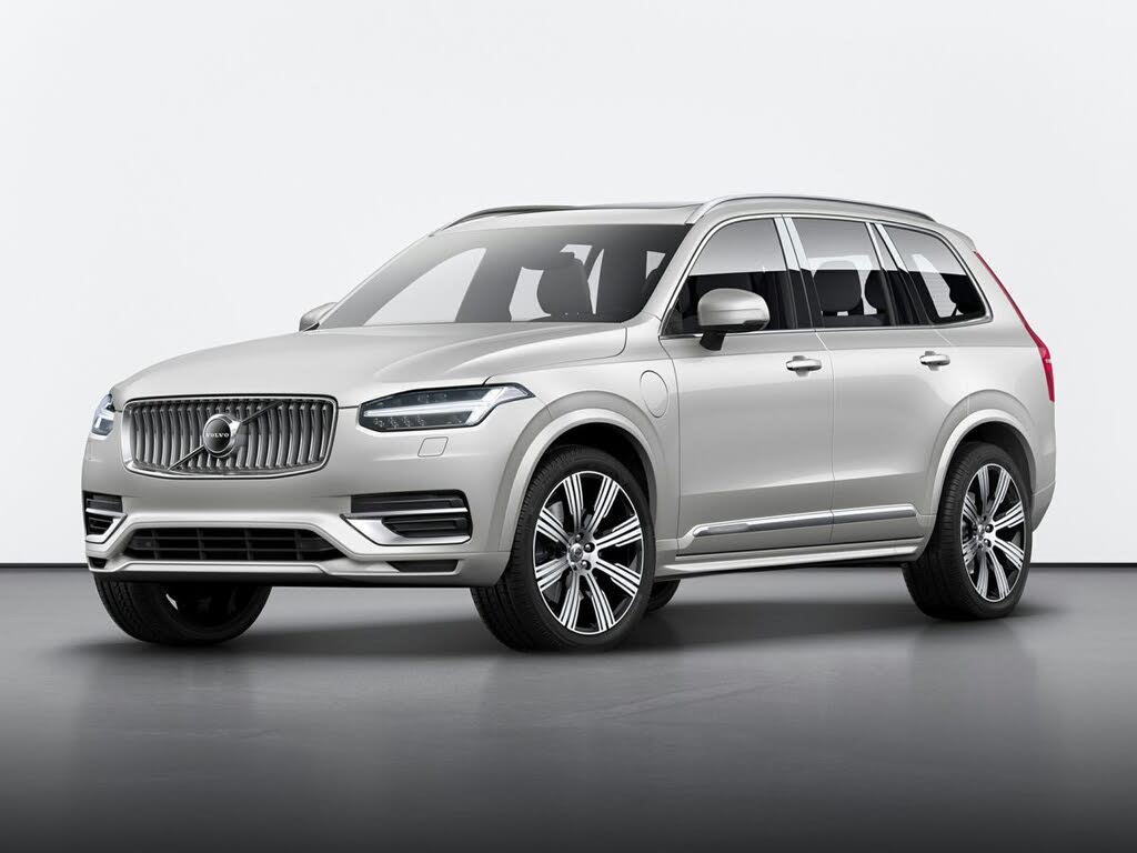 2021 Volvo XC90 T6 Momentum 7-Passenger AWD