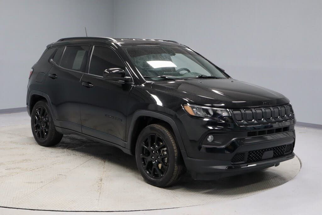 2022 Jeep Compass Altitude FWD