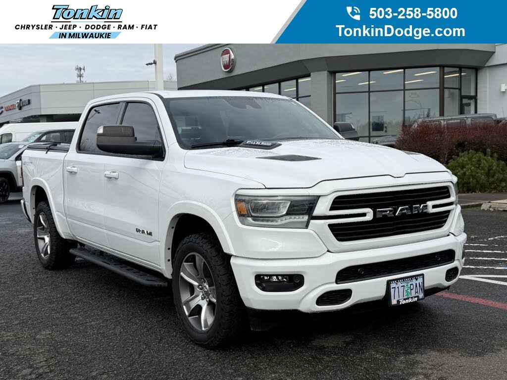 2022 RAM 1500 Laramie Crew Cab 4WD