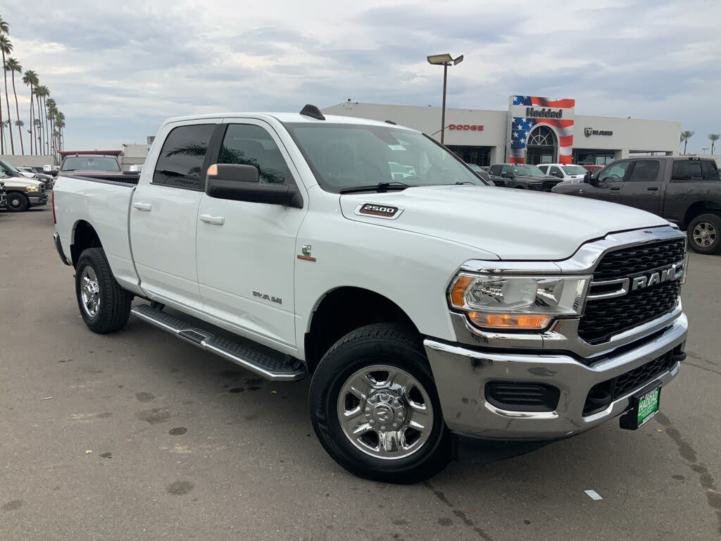 2022 RAM 2500 Big Horn Crew Cab 4WD