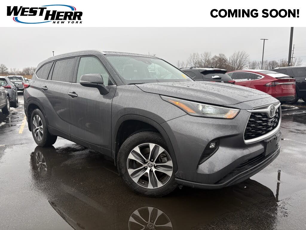 2022 Toyota Highlander XLE AWD