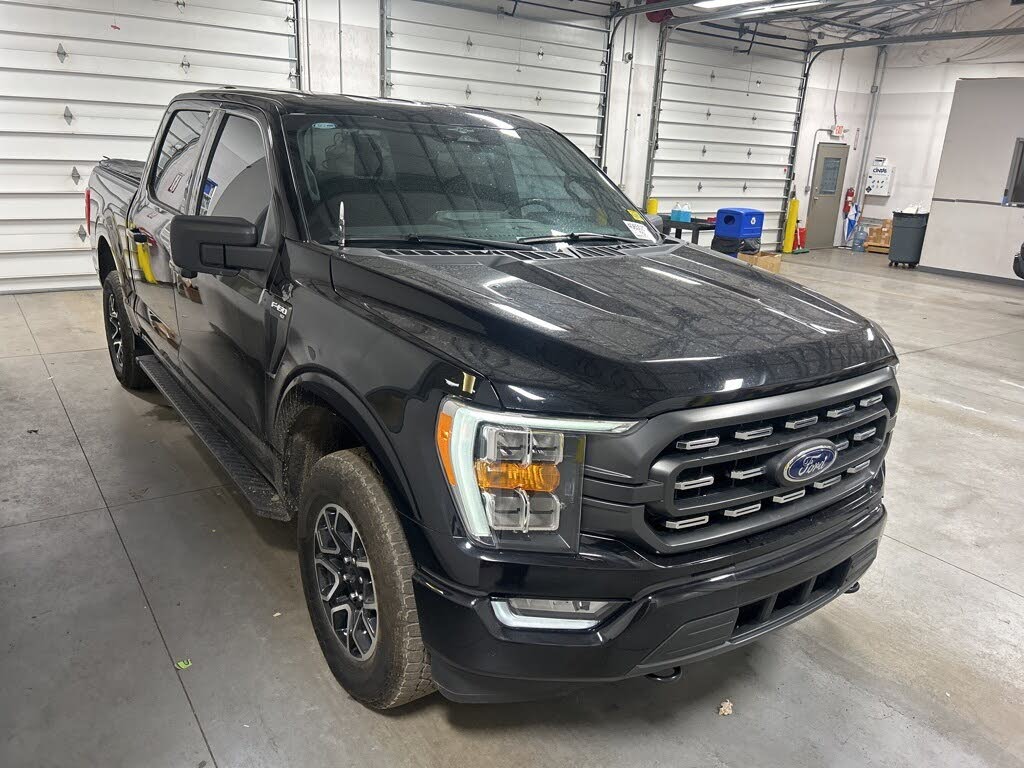 2023 Ford F-150 XLT SuperCrew 4WD