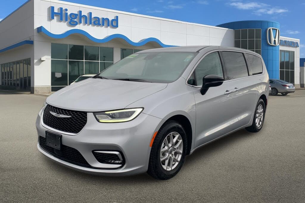 2024 Chrysler Pacifica Touring L FWD