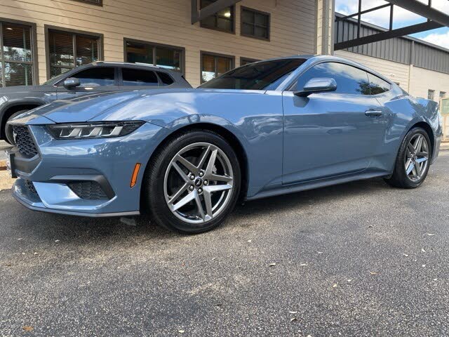 2024 Ford Mustang EcoBoost Fastback RWD