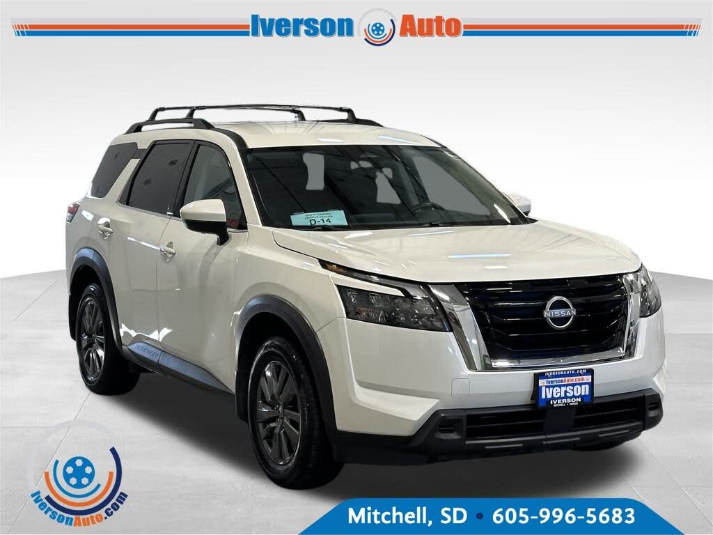 2024 Nissan Pathfinder SV 4WD