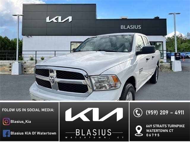 2024 RAM 1500 Classic SLT Quad Cab 4WD