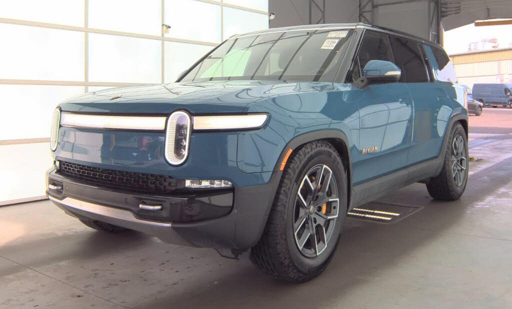 2024 Rivian R1S Adventure Quad Motor AWD