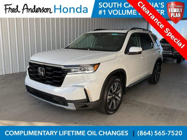 2025 Honda Pilot Touring FWD
