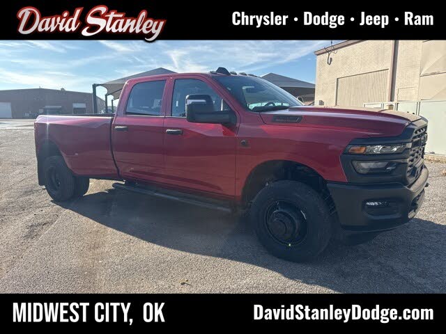 2026 RAM 3500 Tradesman Crew Cab LB DRW 4WD