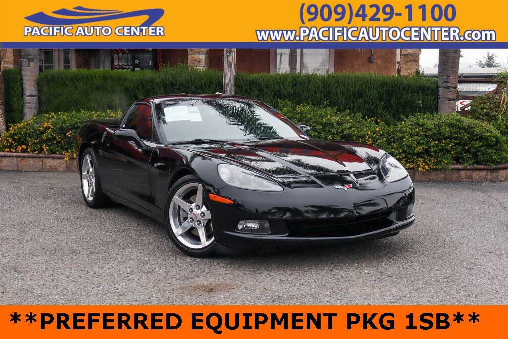 2005 Chevrolet Corvette Coupe RWD