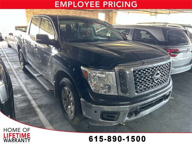 2018 Nissan Titan SV Crew Cab 4WD