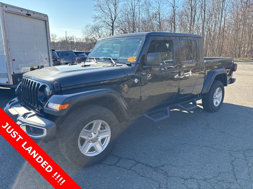 2021 Jeep Gladiator Sport Crew Cab 4WD