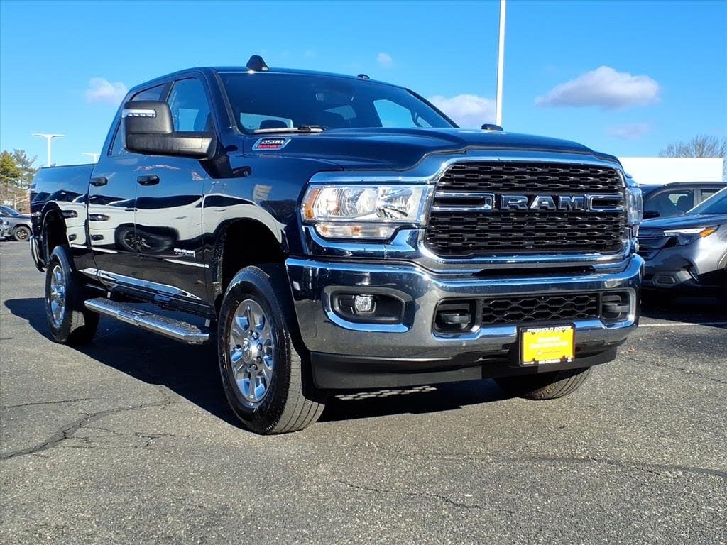 2024 RAM 2500 Big Horn Crew Cab 4WD
