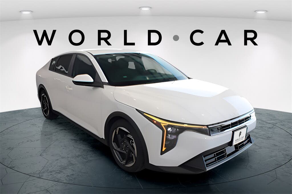 2025 Kia K4 EX FWD